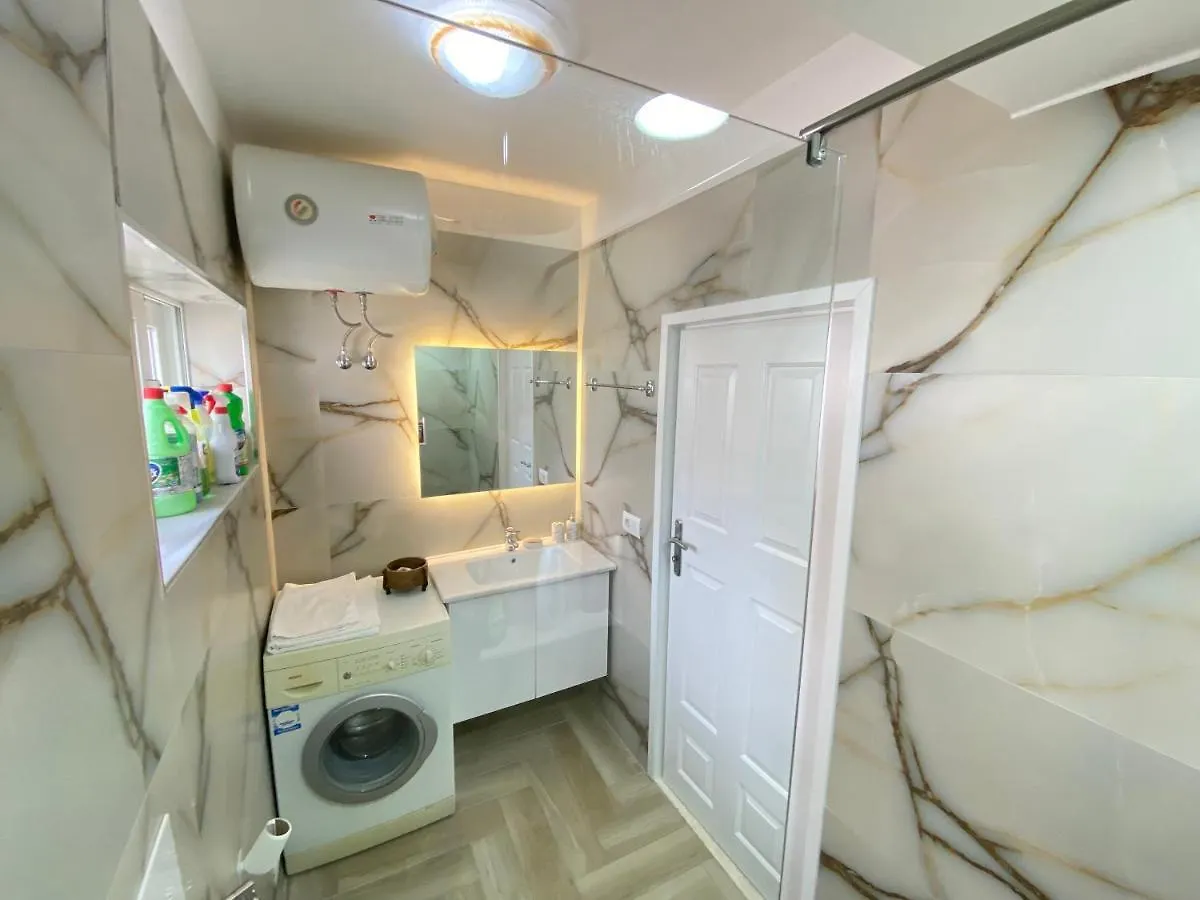 Saranda Apartment Brajan 0*, סרנדה