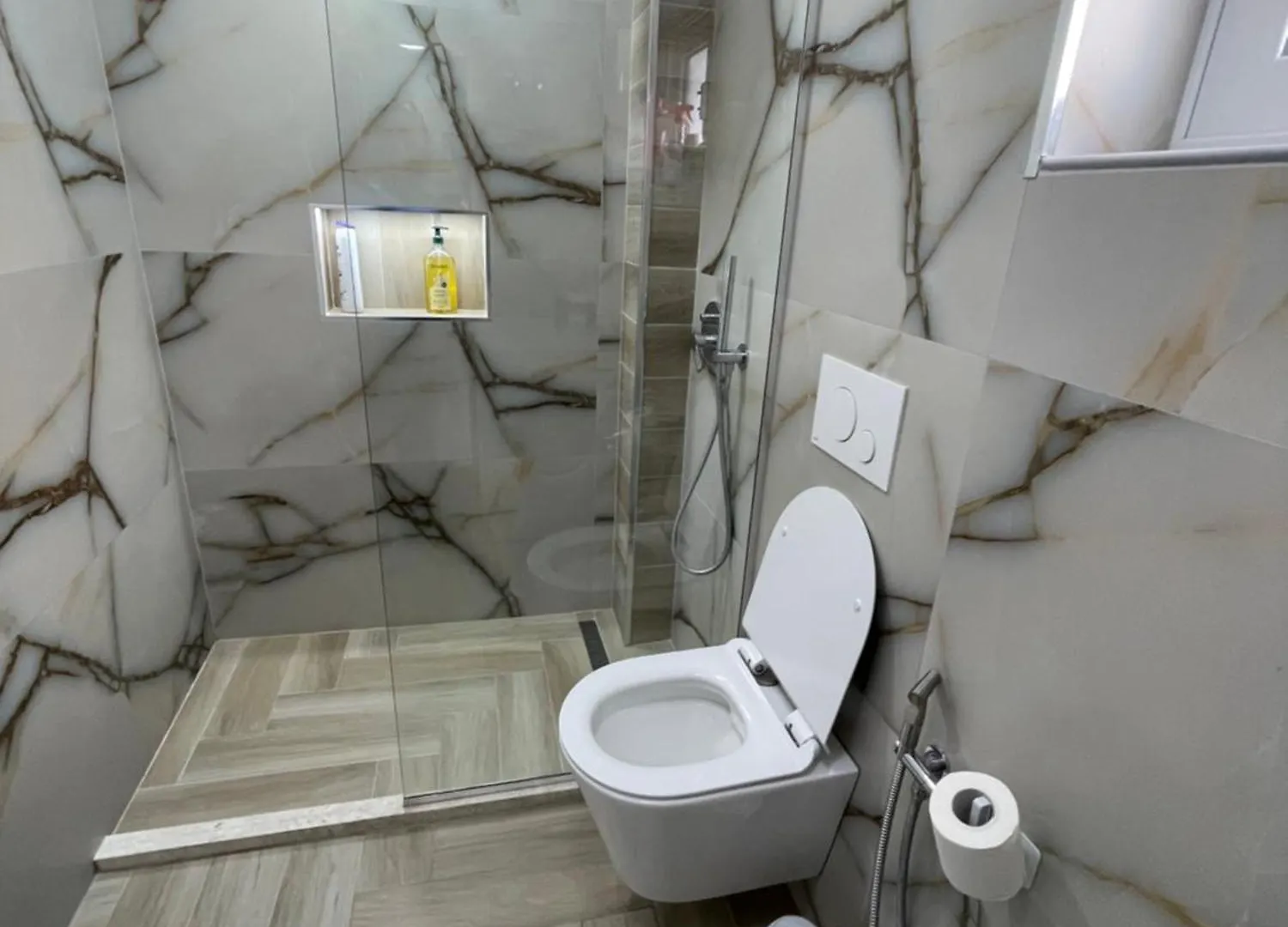 Saranda Apartment Brajan Albania